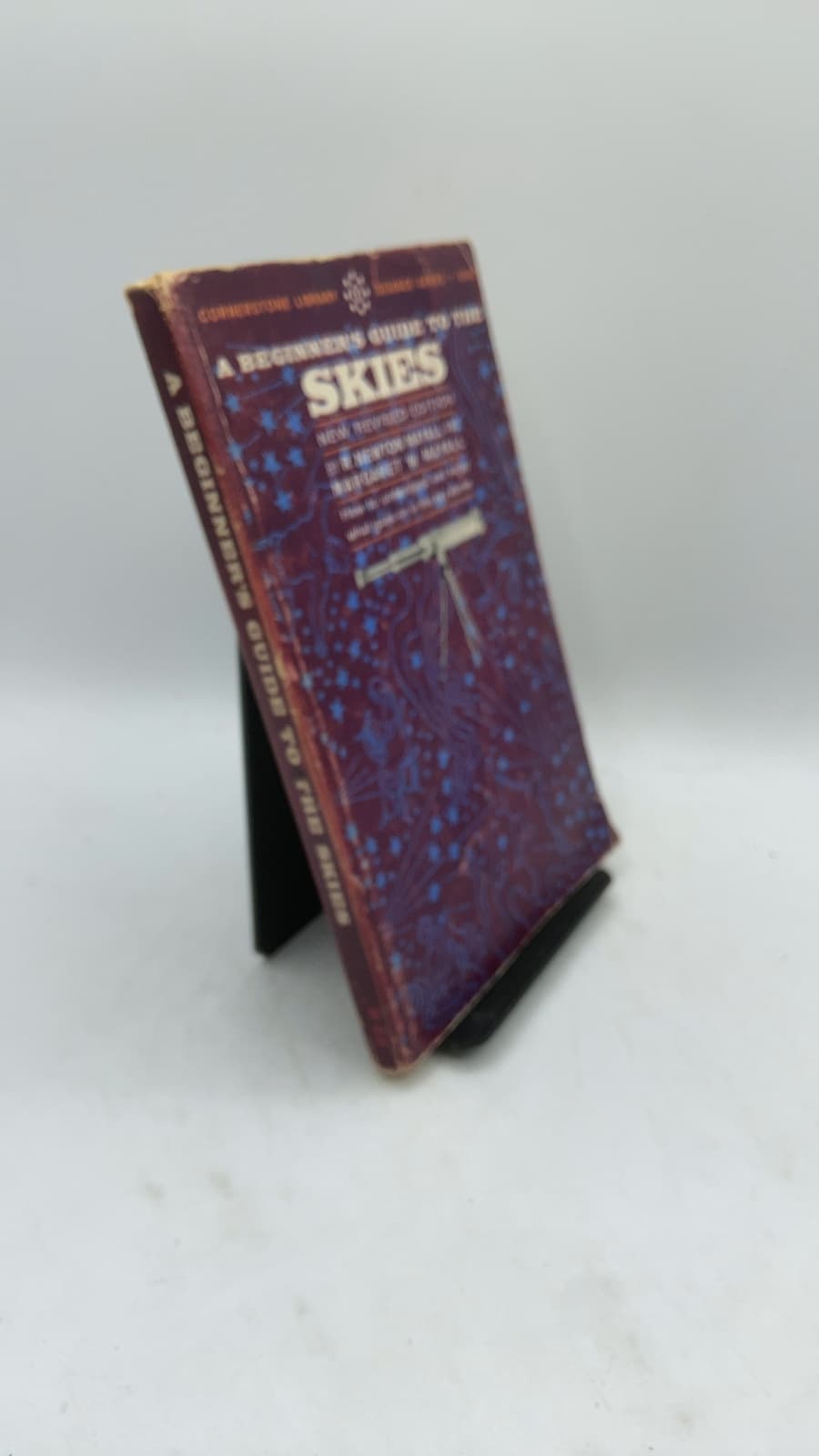 A Beginner's Guide to the Skies by R. Newton Mayall and Margaret W. Mayall - front cover