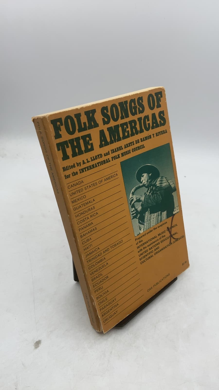Folk Songs of the Americas by A. L. Lloyd, Isabel Aretz de Ramón y Rivera - front cover