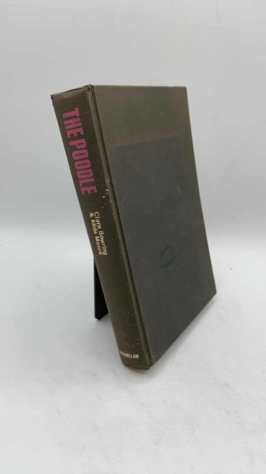 The Poodle by Clara Bowring and Alida Monro - front cover