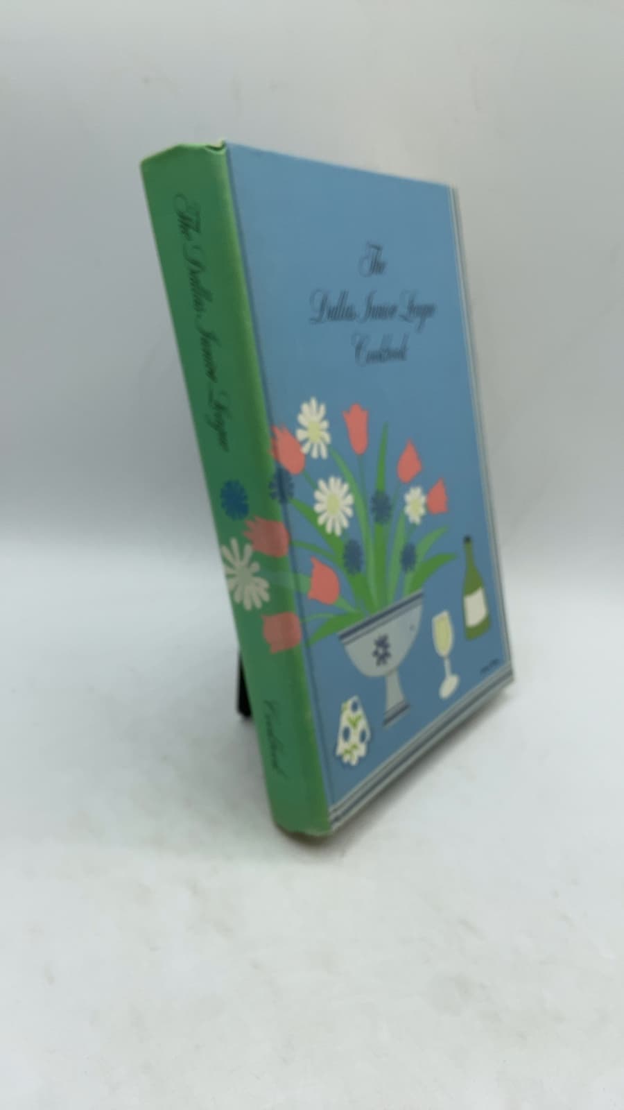 The Dallas Junior League Cookbook by The Junior League of Dallas - front cover