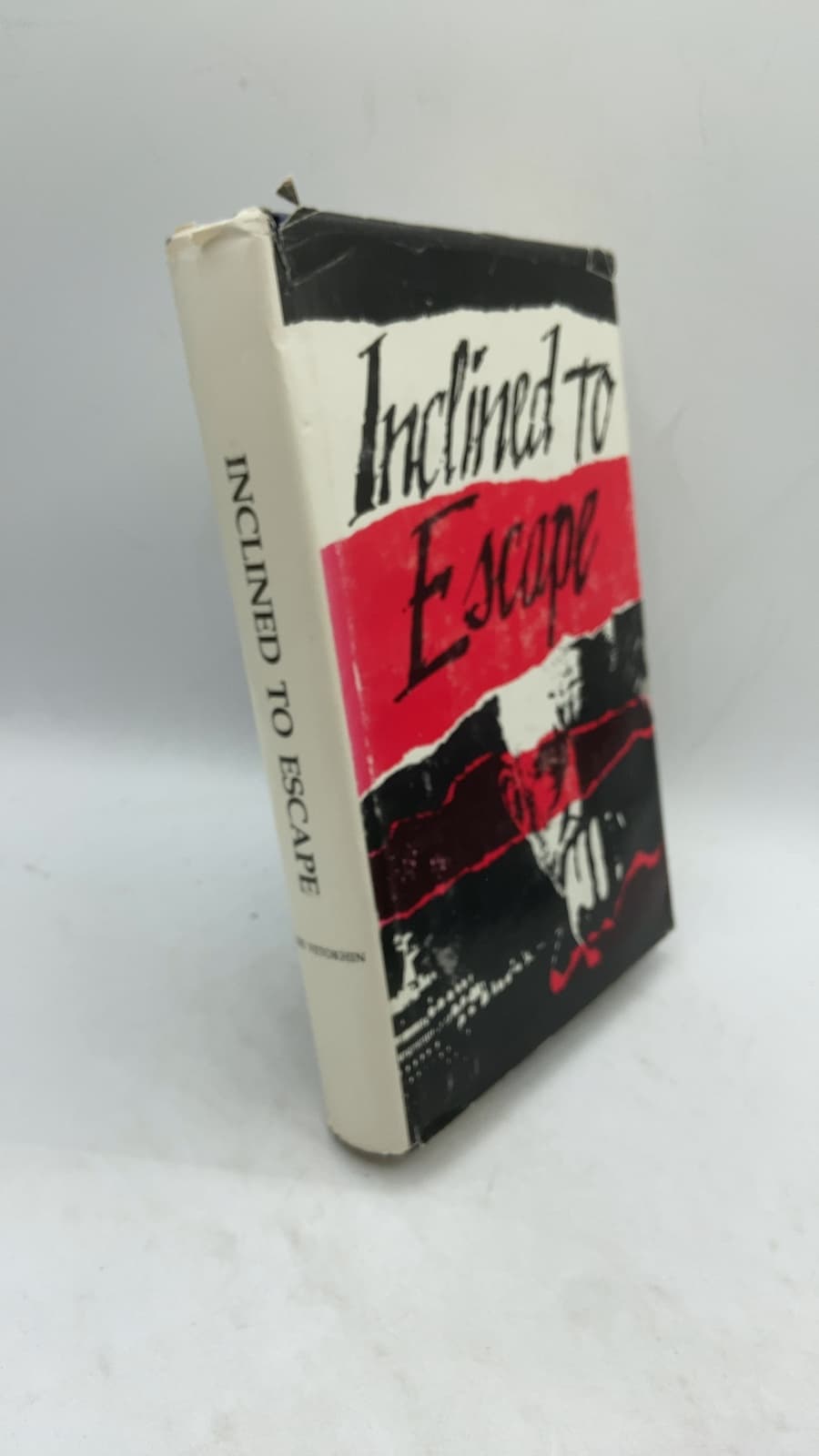 Inclined TO Escape by Yuri Vetohkin - front cover