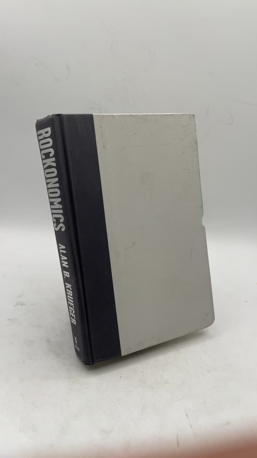 Rockonomics: A Backstage Tour of What the Music Industry Can Teach Us About Economics and Life by Alan B. Krueger - front cover