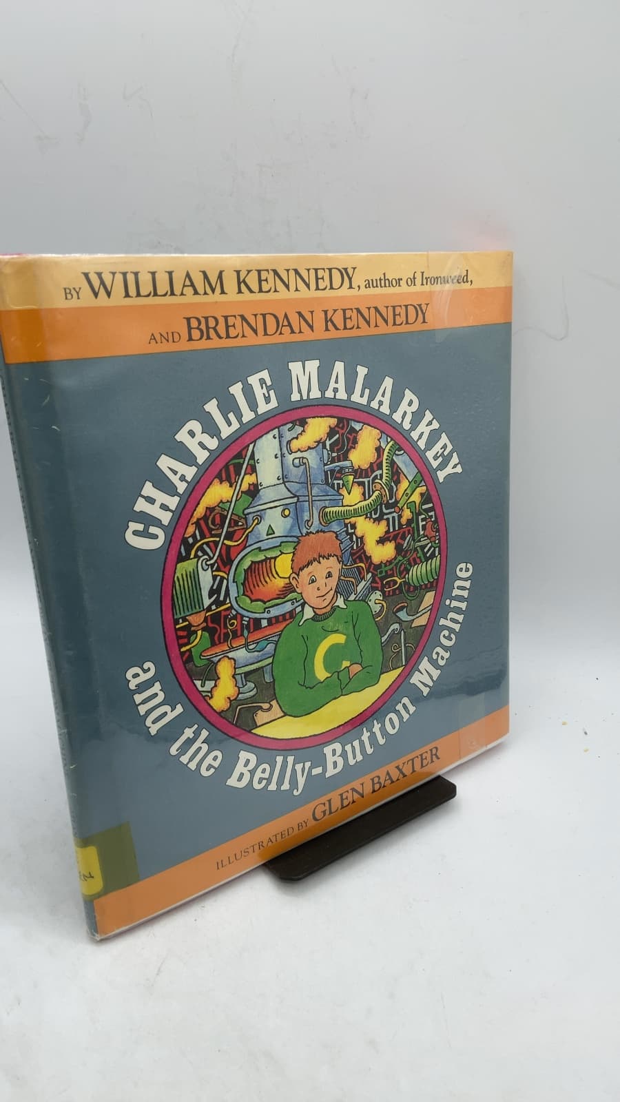 Charlie Malarkey and the Belly-Button Machine by William Kennedy and Brendan Kennedy - front cover