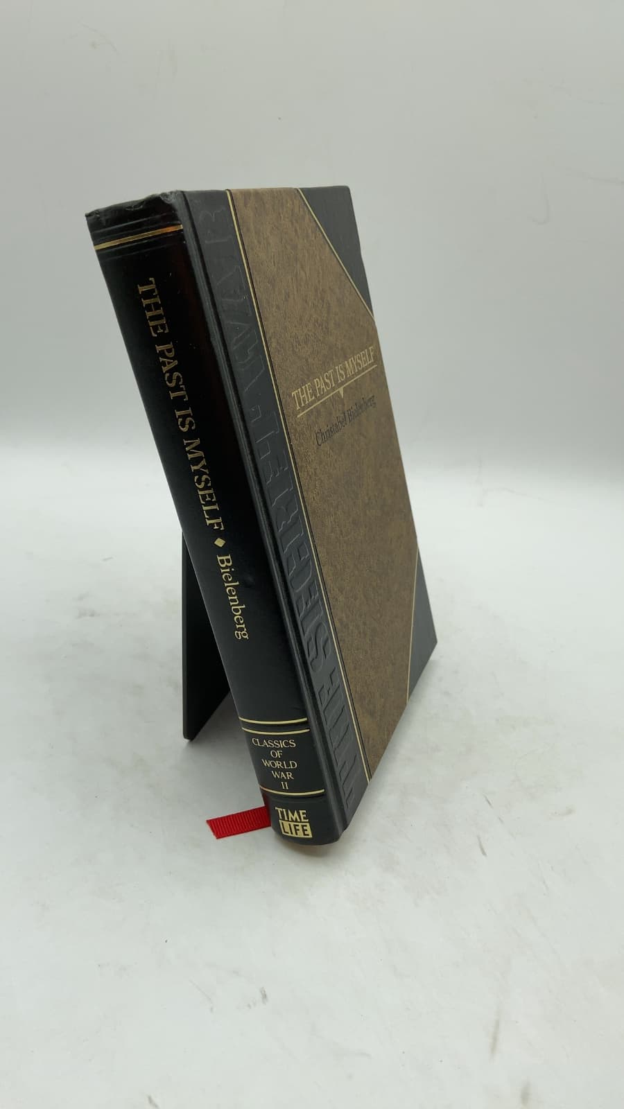 The Past is Myself by Christabel Bielenberg - front cover