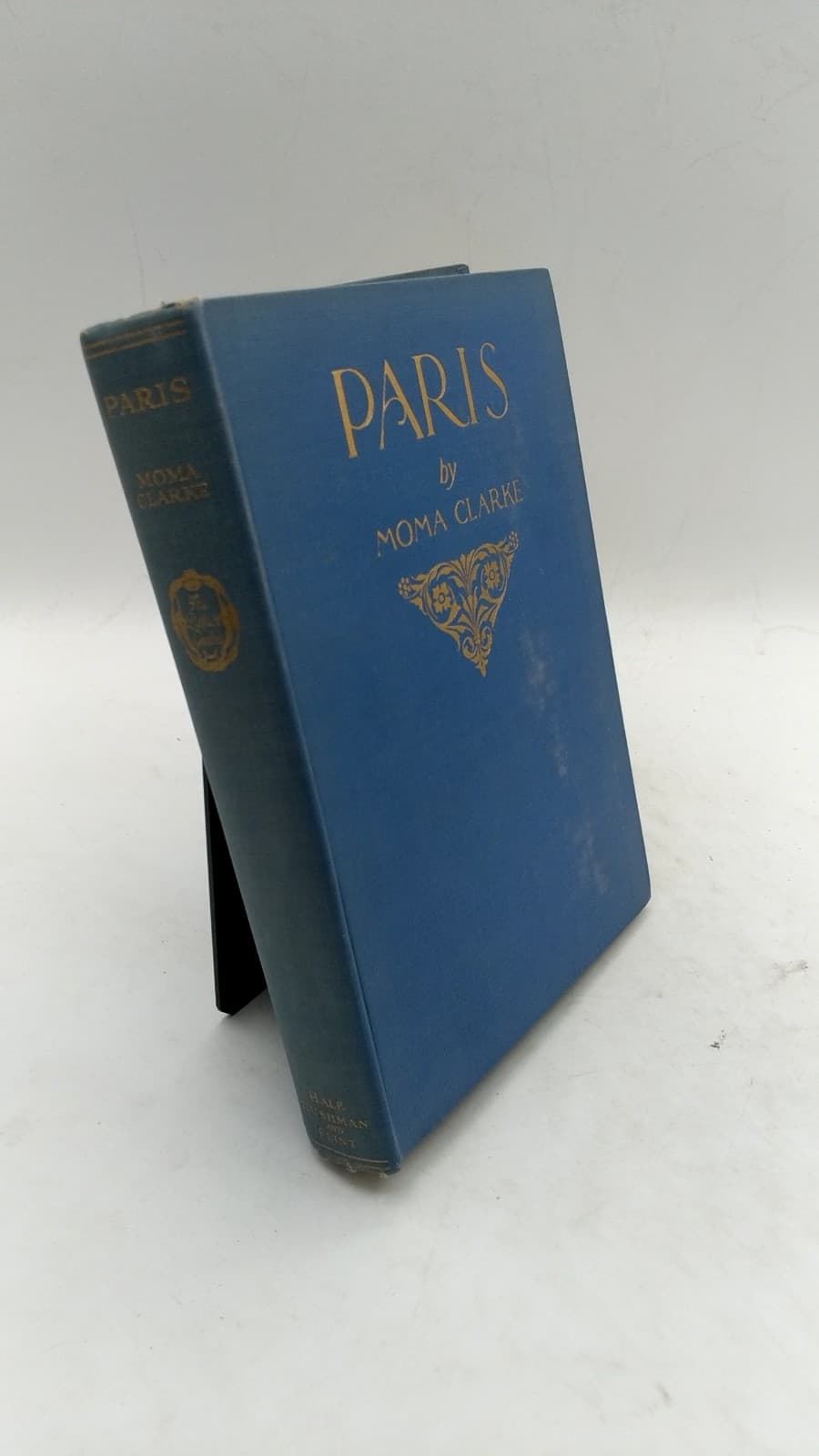Paris by Moma Clarke - front cover