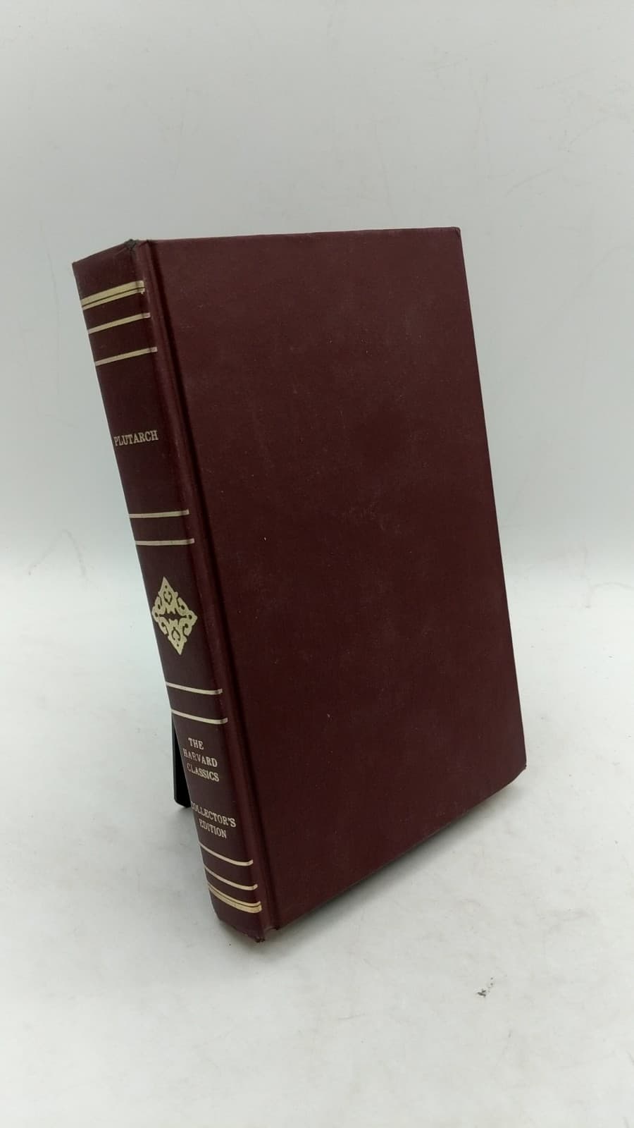 Plutarch's Lives by Plutarch - front cover
