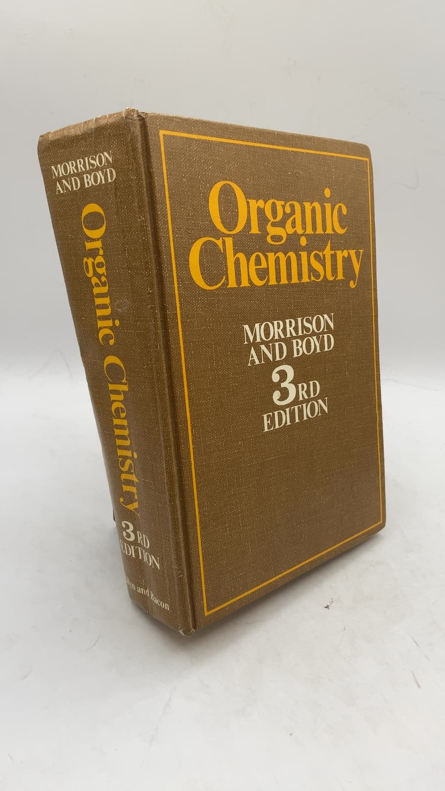 Organic Chemistry by Robert Thornton Morrison and Robert Neilson Boyd - front cover