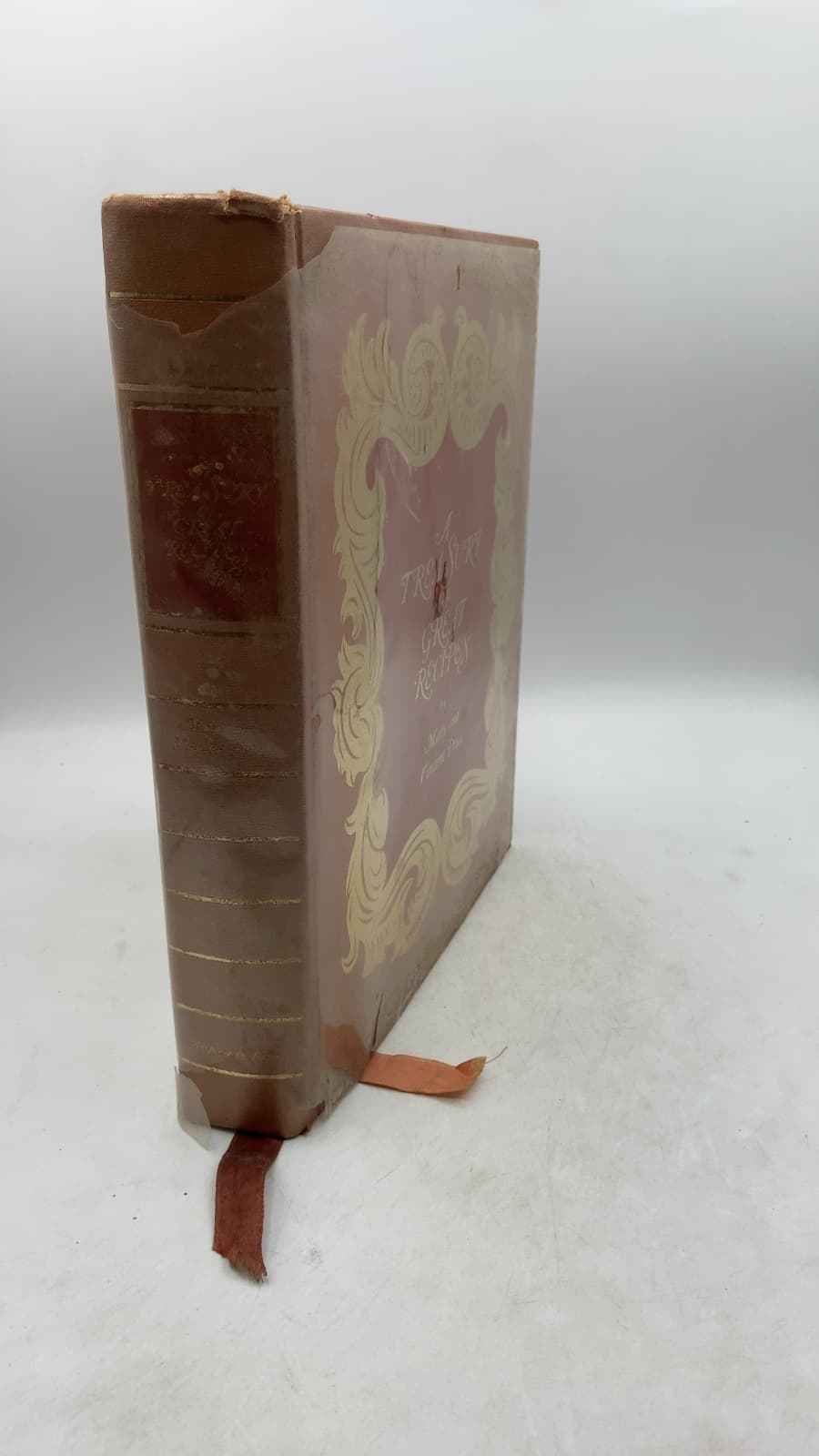 A Treasury of Great Recipes by Mary and Vincent Price - front cover