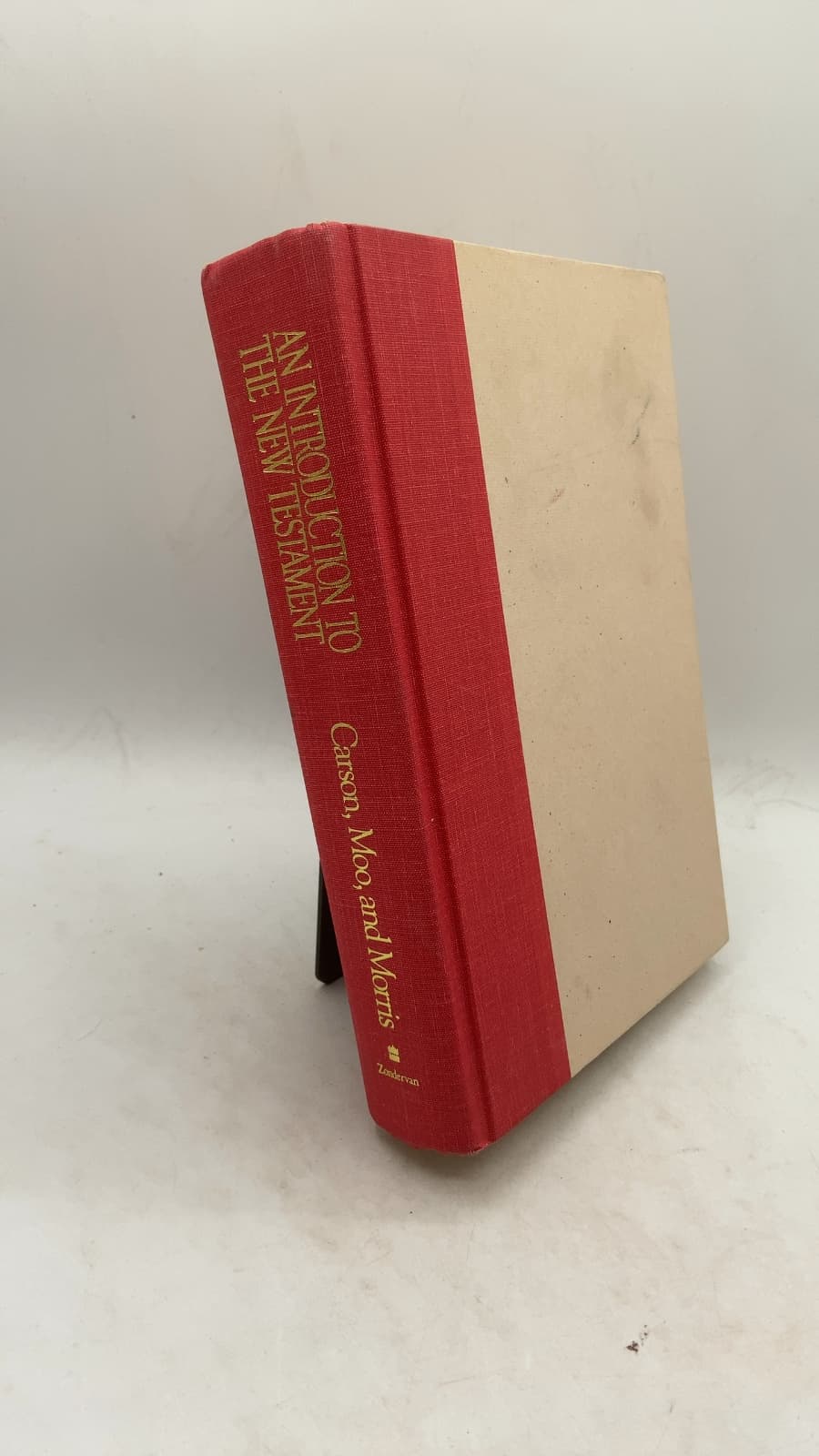 An Introduction to the New Testament by D.A. Carson, Douglas J. Moo, and Leon Morris - front cover
