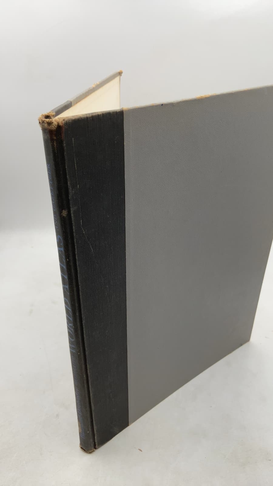 Hammond-Doubleday Illustrated World Atlas and Gazetteer - front cover