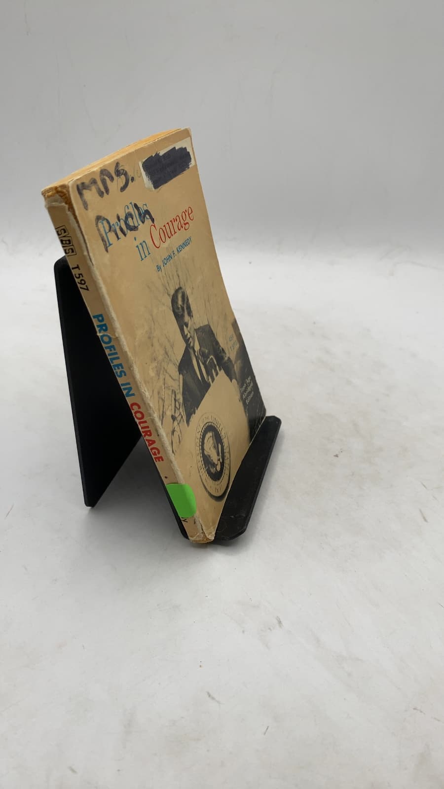 Profiles in Courage: Teen Age Abridged Edition by John F. Kennedy - front cover