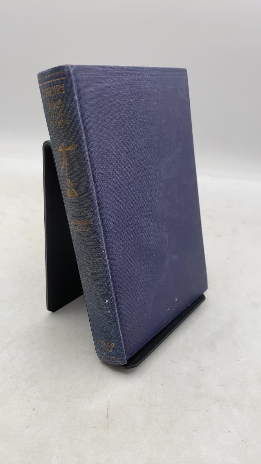 Waifs and Strays: Twelve Stories by O. Henry - front cover