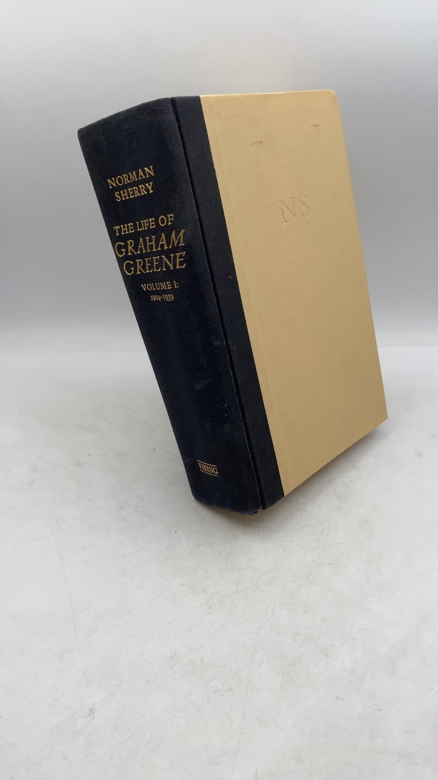 The Life of Graham Greene Volume I: 1904-1939 by Norman Sherry - front cover