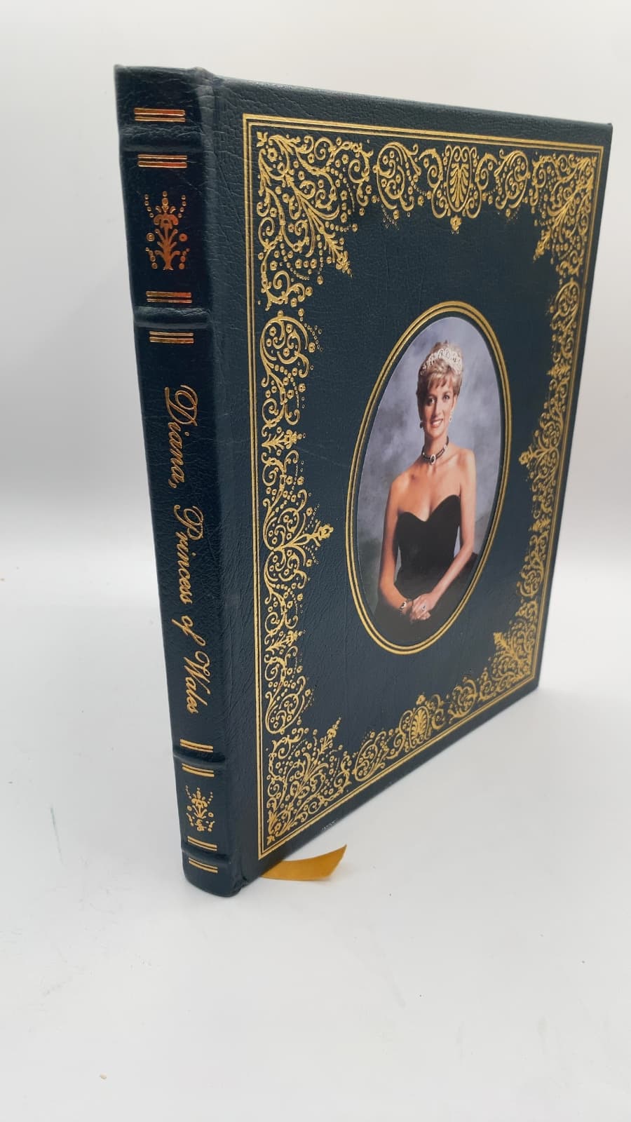 Diana Princess of Wales by Martine Kurz and Christine Gauthey - front cover