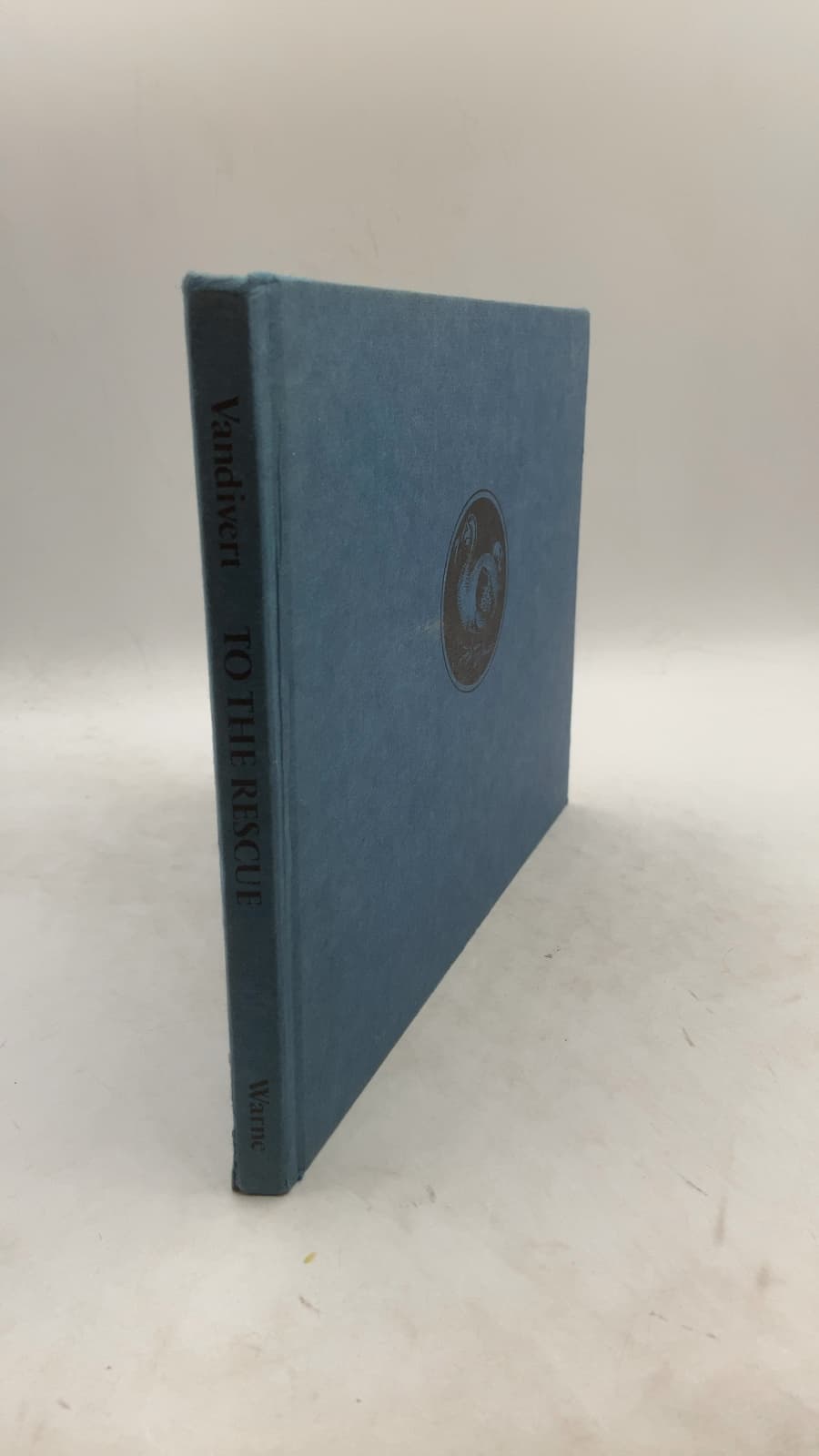 TO THE Rescue: Seven Heroes OF Conservation by Rita Vandivert - front cover