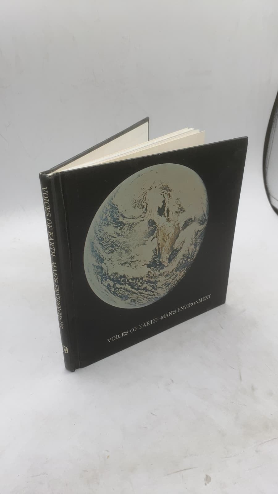 Voices of Earth—Man’s Environment by F. Corinne Kutsenkow, Florence Carr Randall, James J. Jones - front cover