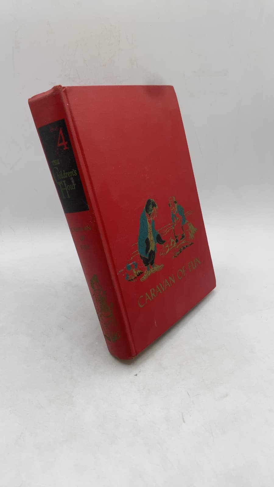 Caravan of Fun by Marjorie Barrows, Editor - front cover