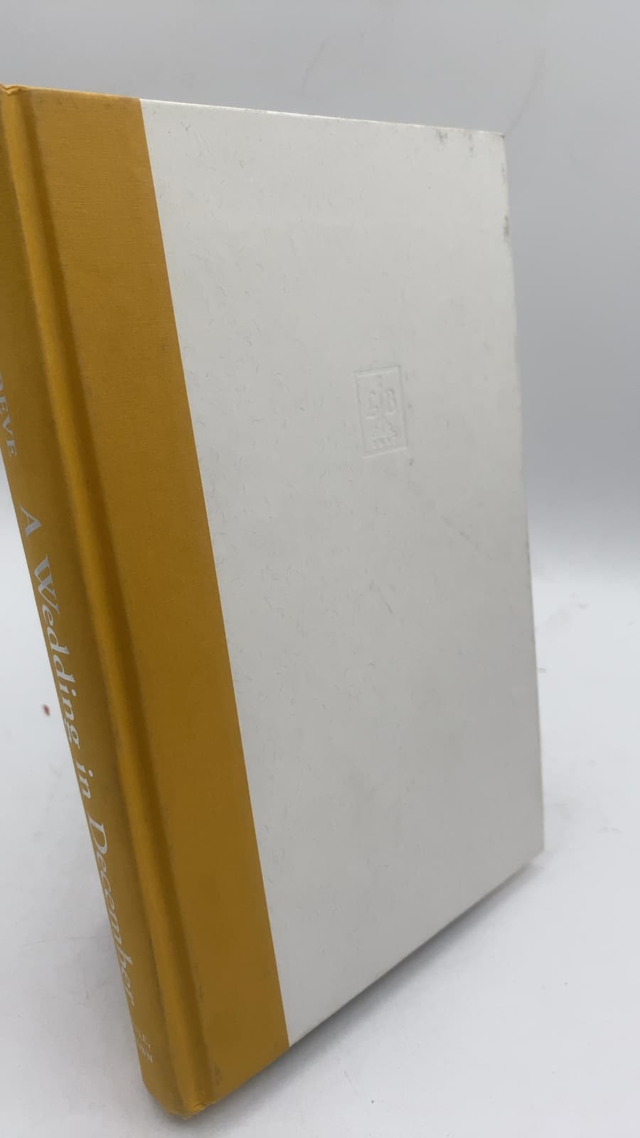 A Wedding in December by Anita Shreve - front cover