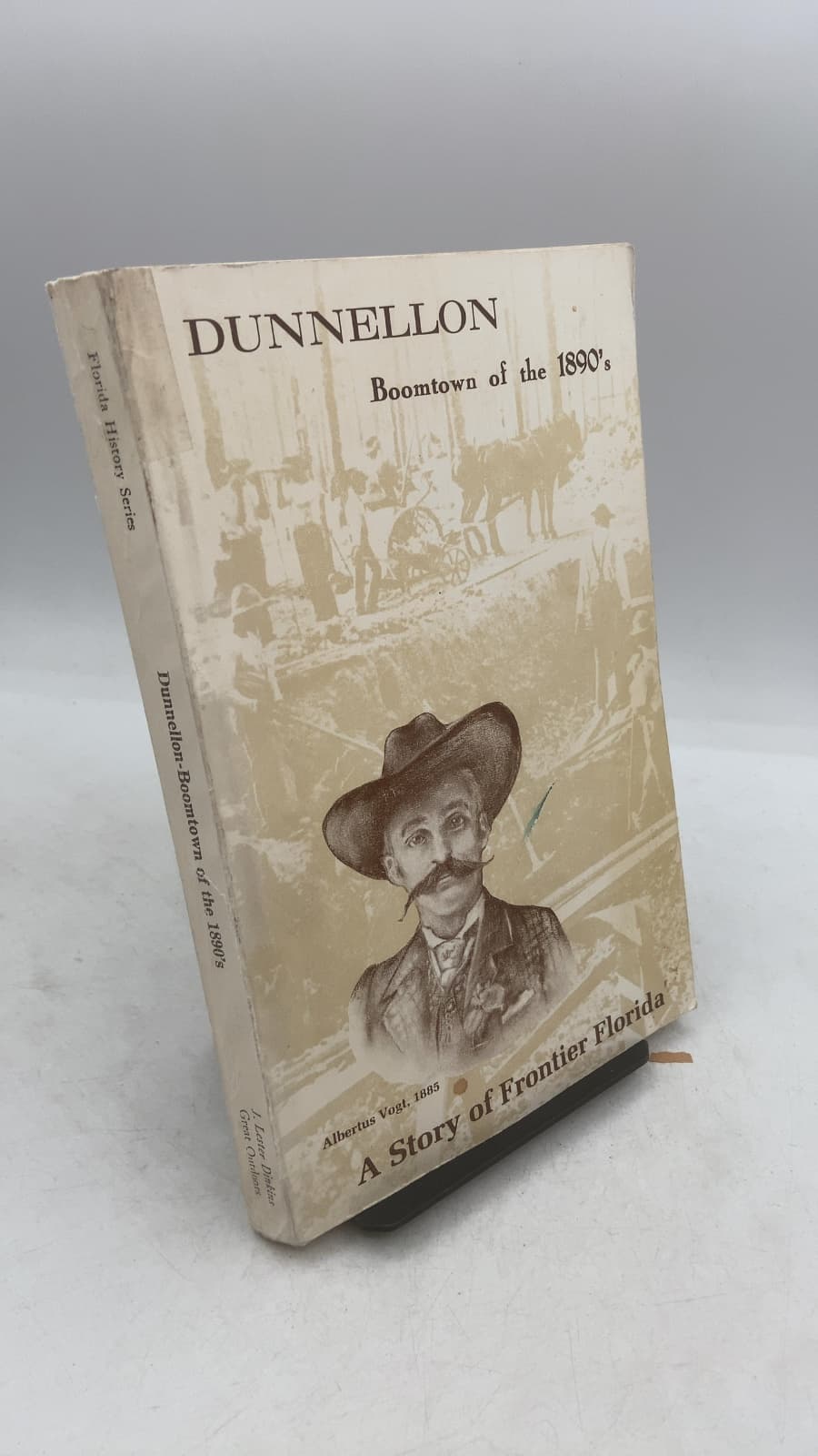 Dunnellon: Boomtown of the 1890's by J. Lester Dinkins - front cover