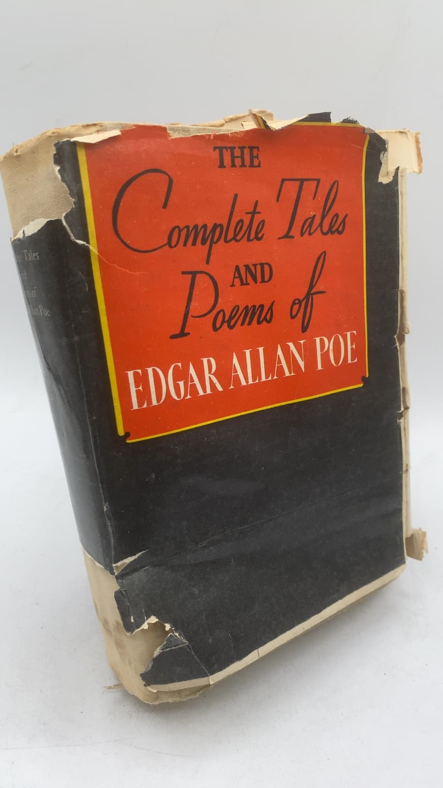 The Complete Tales and Poems of Edgar Allan Poe by Edgar Allan Poe - front cover