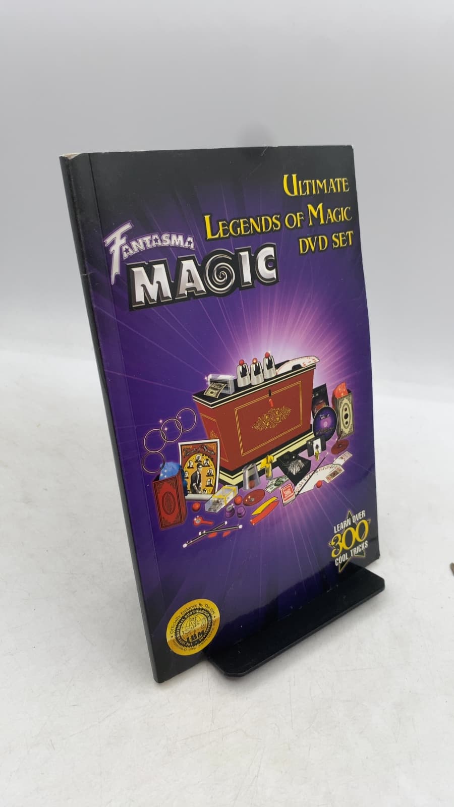 Legends of Magic Instruction Manual by Roger Dreyer, Mark Setteducati, Angelo Carbone & Simon Lovell - front cover