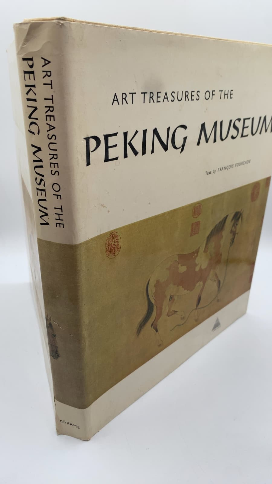 Art Treasures of the Peking Museum by François Fourcade - front cover