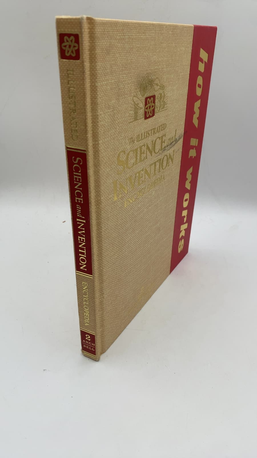 The Illustrated Science and Invention Encyclopedia: How It Works
