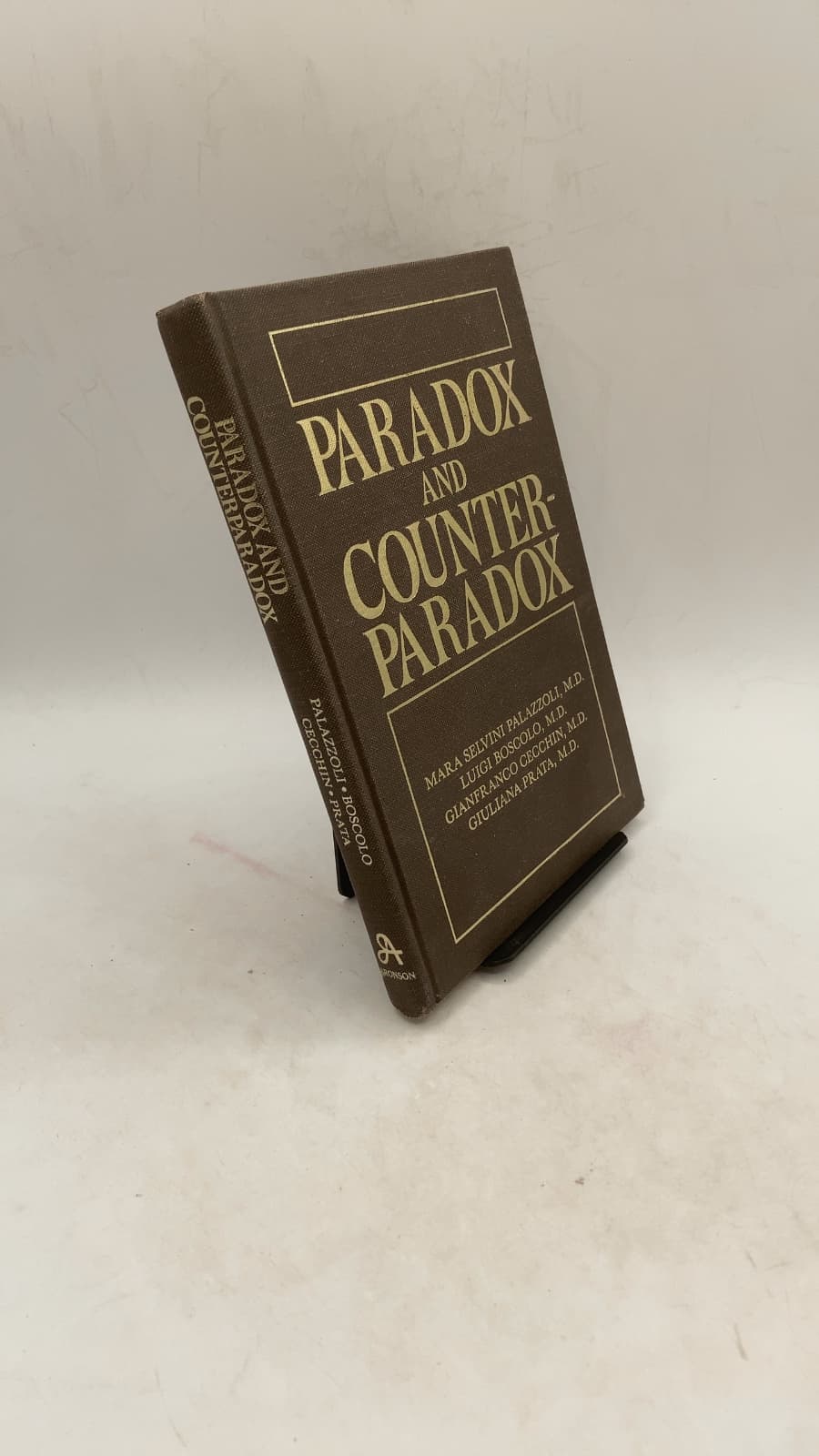 Paradox AND Counterparadox by Mara Selvini Palazzoli, Luigi Boscolo, Gianfranco Cecchin, Giuliana Prata - front cover