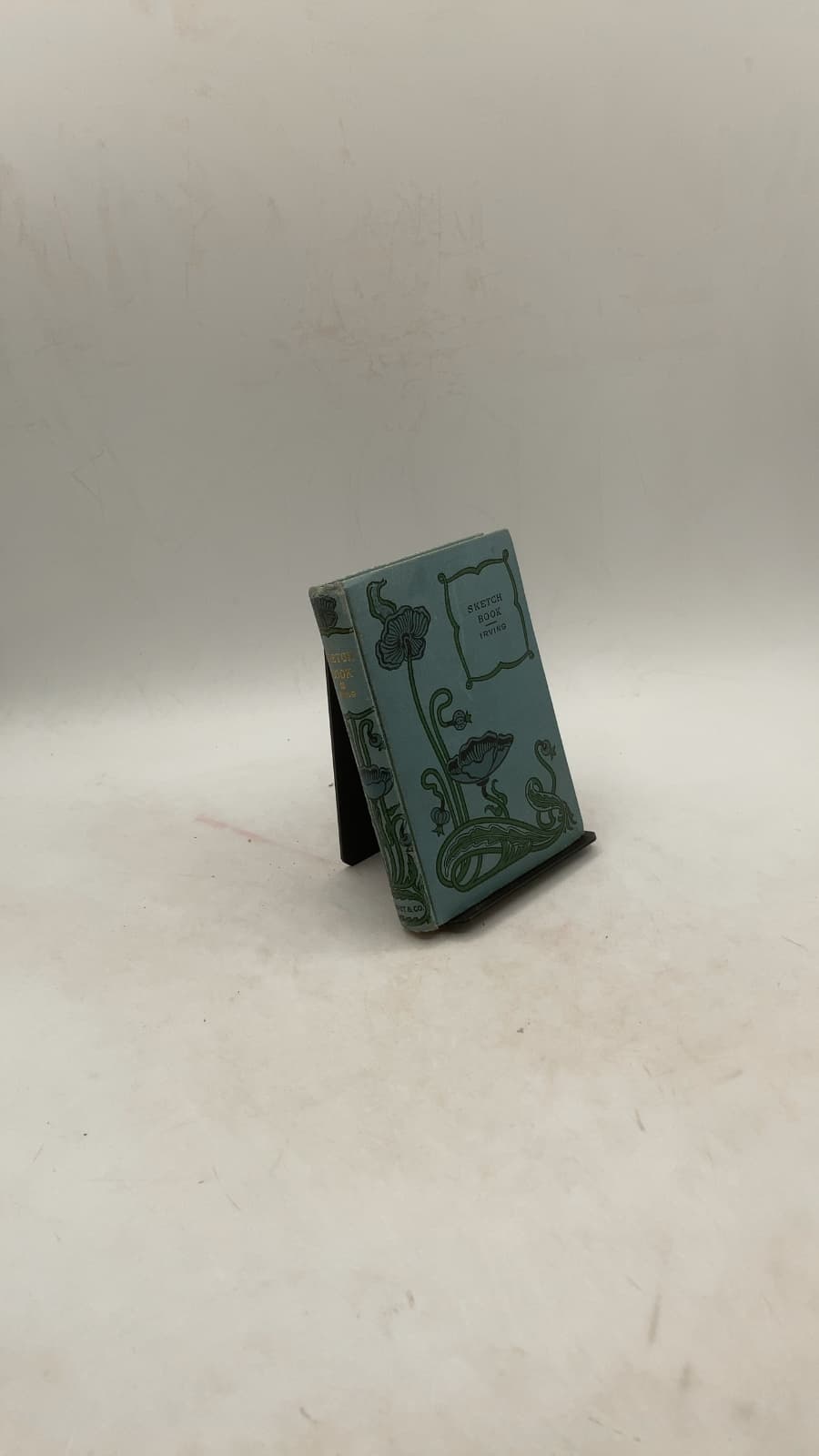 The Sketch-Book of Geoffrey Crayon, Gent. by Washington Irving - front cover