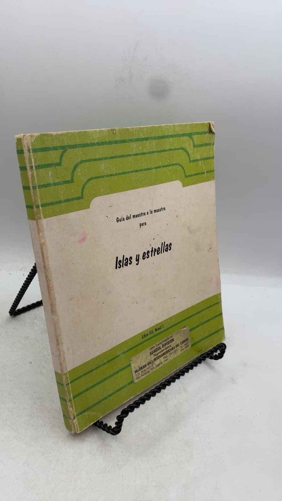 Islas y estrellas: Guía del maestro o la maestra para el programa básico de lectura (Libro III, Nivel I) by Ana G. Reyes, Gladys Pagán de Soto, Sandra E. Salguero, Janet E. Koncick-Mintz, David Cruz López, Kathleen B. Hester - front cover