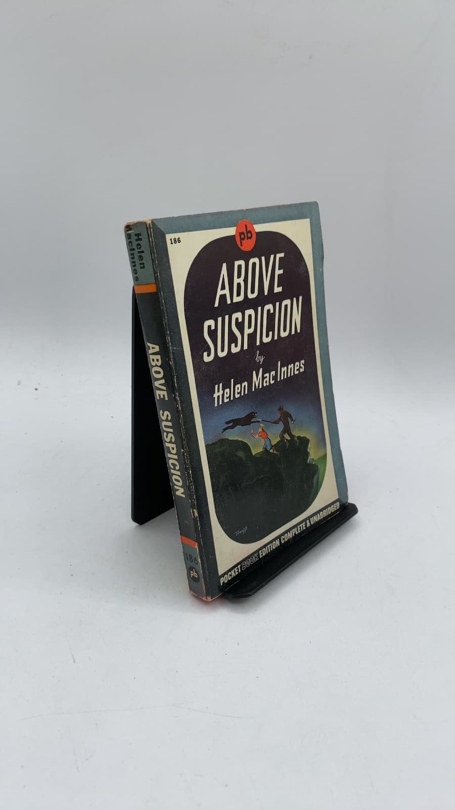 Above Suspicion by Helen Macinnes - front cover