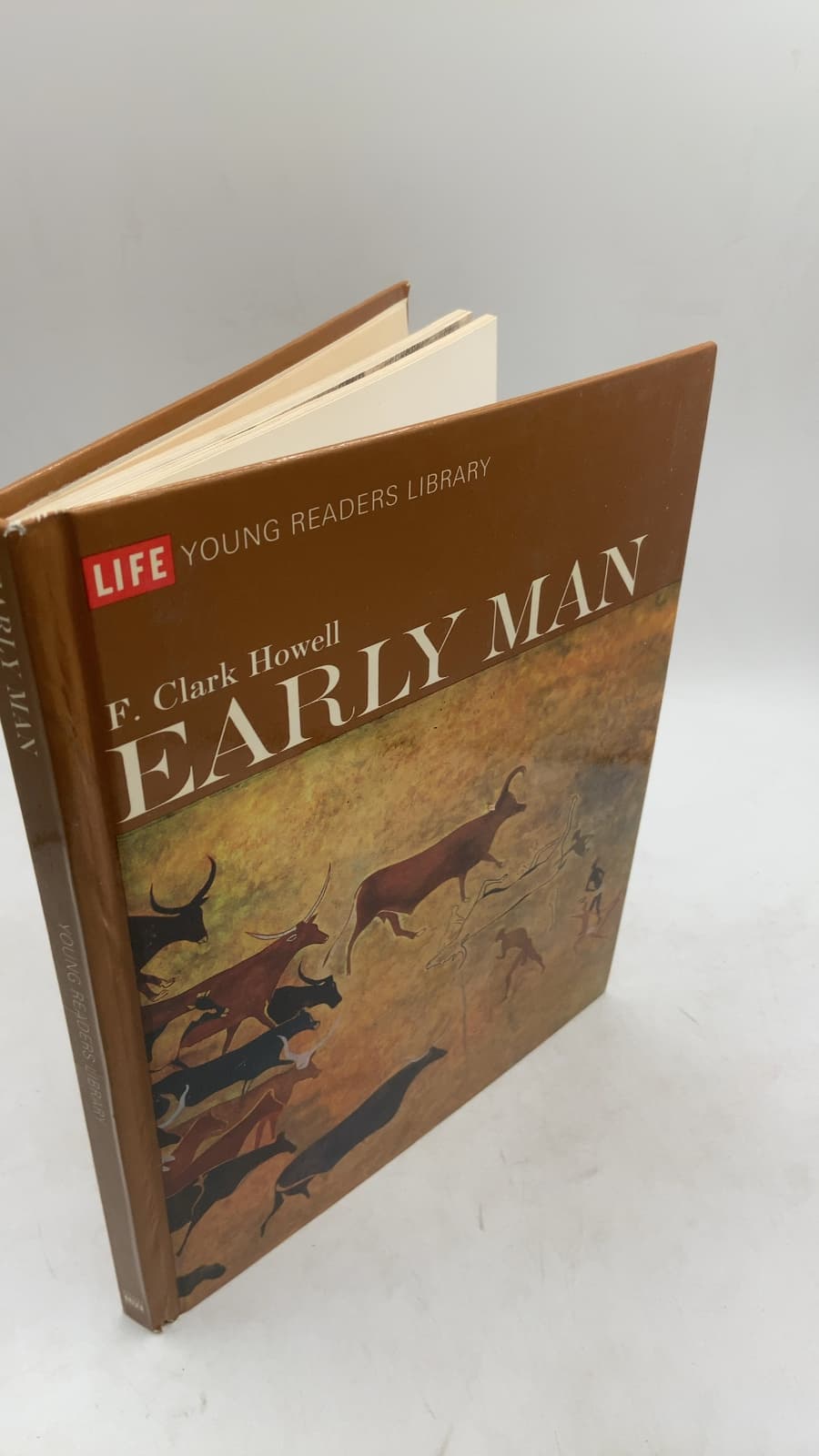 Early Man (Young Readers Edition) by F. Clark Howell and the Editors of Time-Life Books - front cover