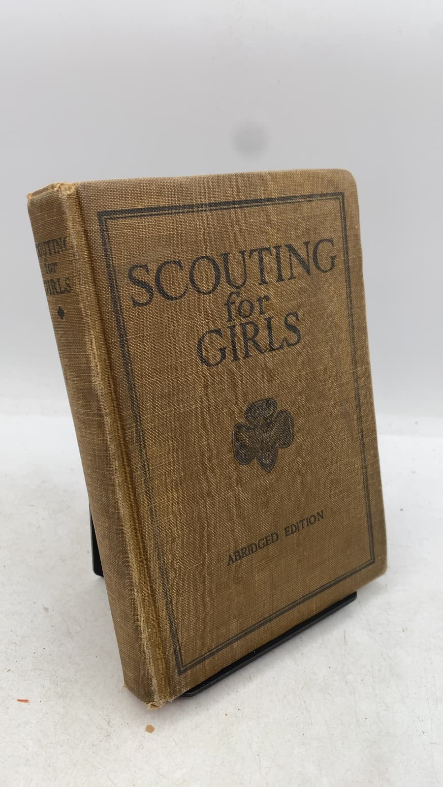 Scouting for Girls: Official Handbook of the Girl Scouts (Abridged Edition) - front cover