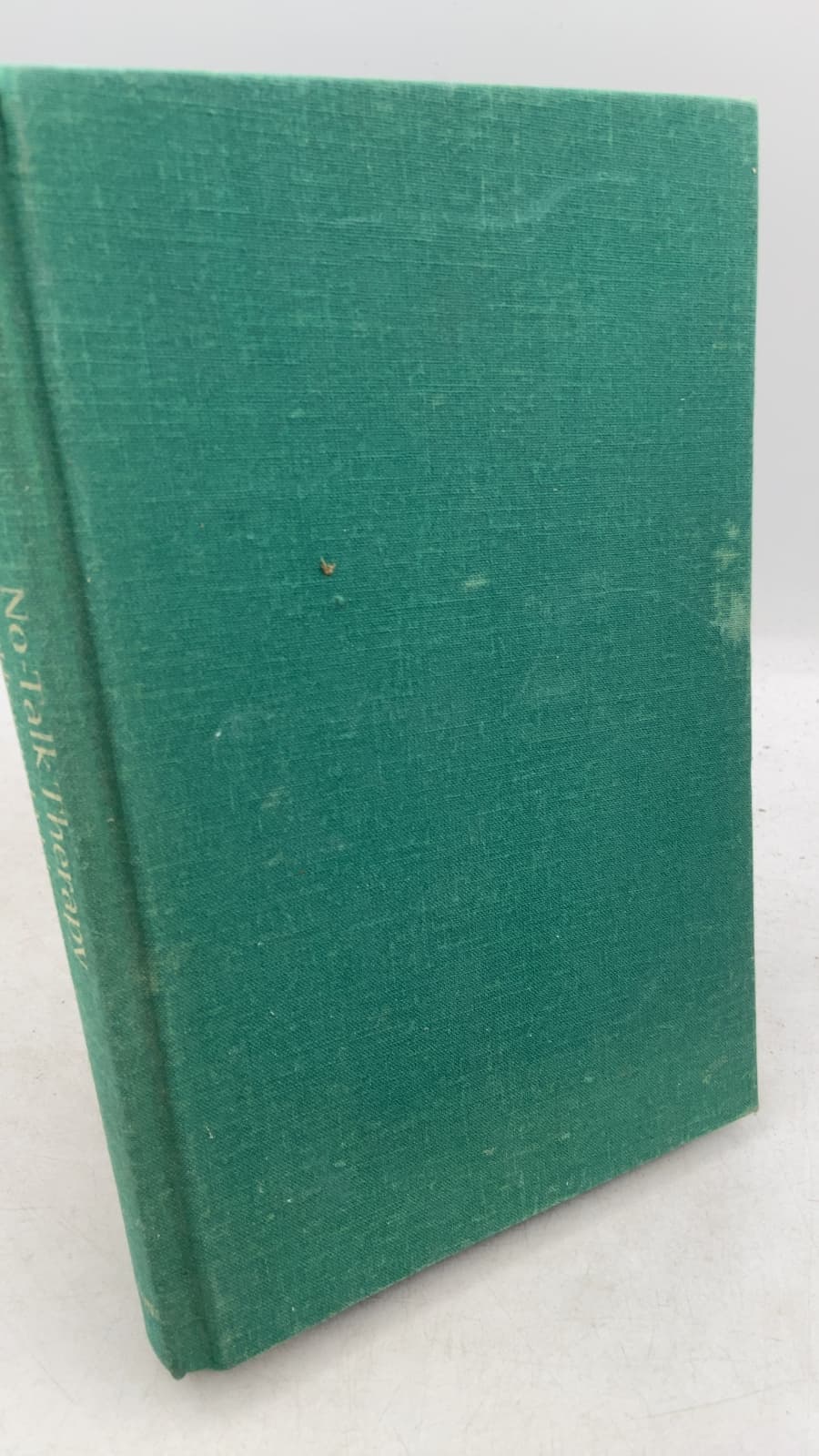 No-Talk Therapy for Children and Adolescents by Martha B. Straus, Ph.D. - front cover