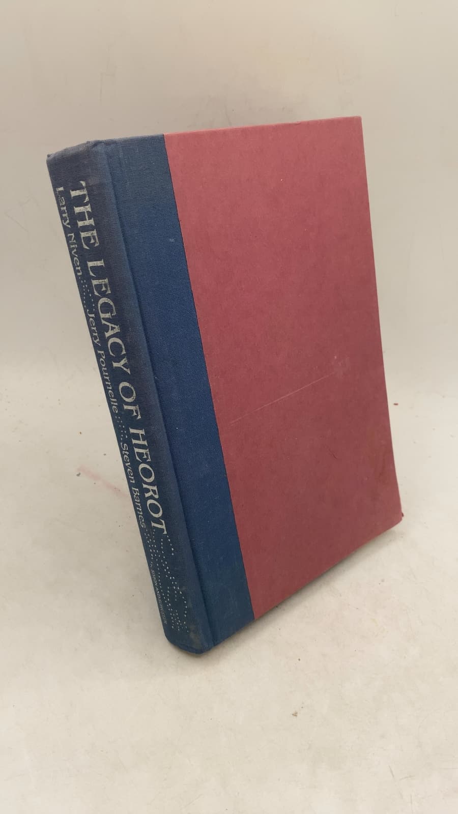 The Legacy of Heorot by Larry Niven, Jerry Pournelle, Steven Barnes - front cover