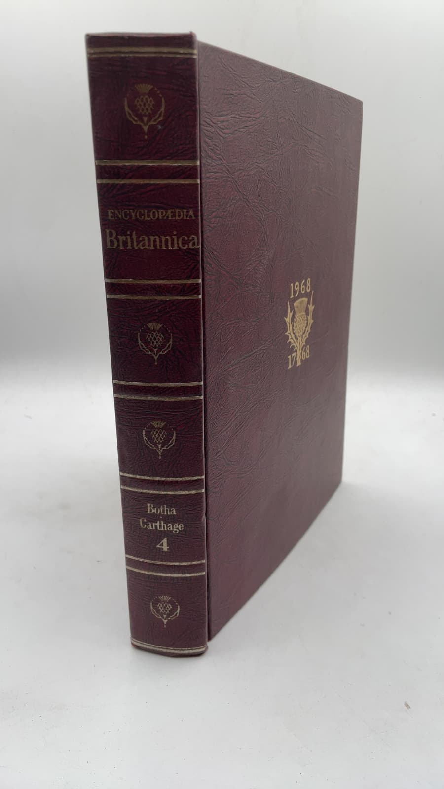 Encyclopædia Britannica, Volume 4 by A Society of Gentlemen in Scotland - front cover