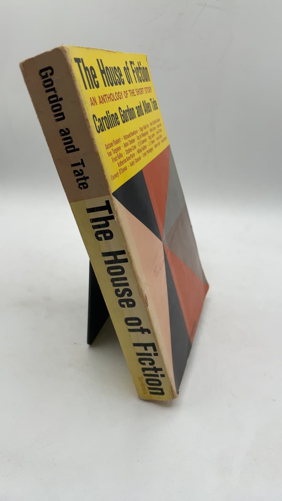 The House of Fiction: An Anthology of the Short Story with Commentary by Caroline Gordon and Allen Tate - front cover