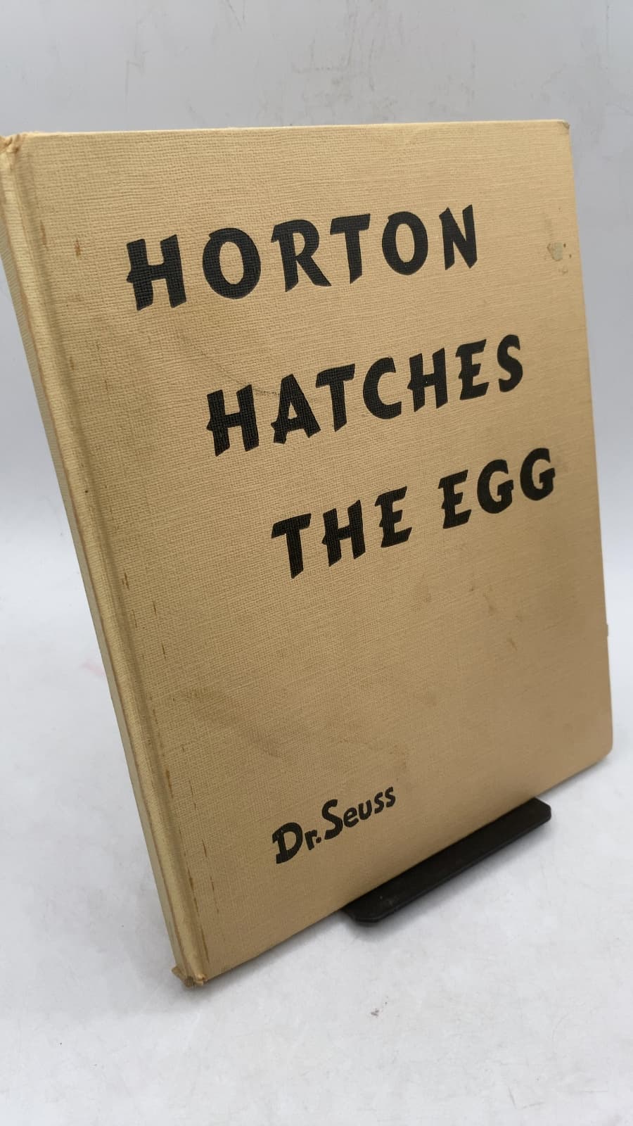 Horton Hatches THE EGG