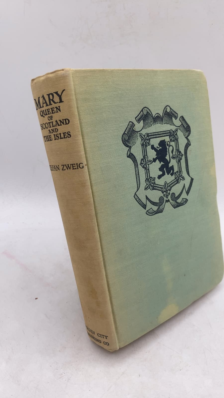 Mary Queen of Scotland and the Isles by Stefan Zweig - front cover