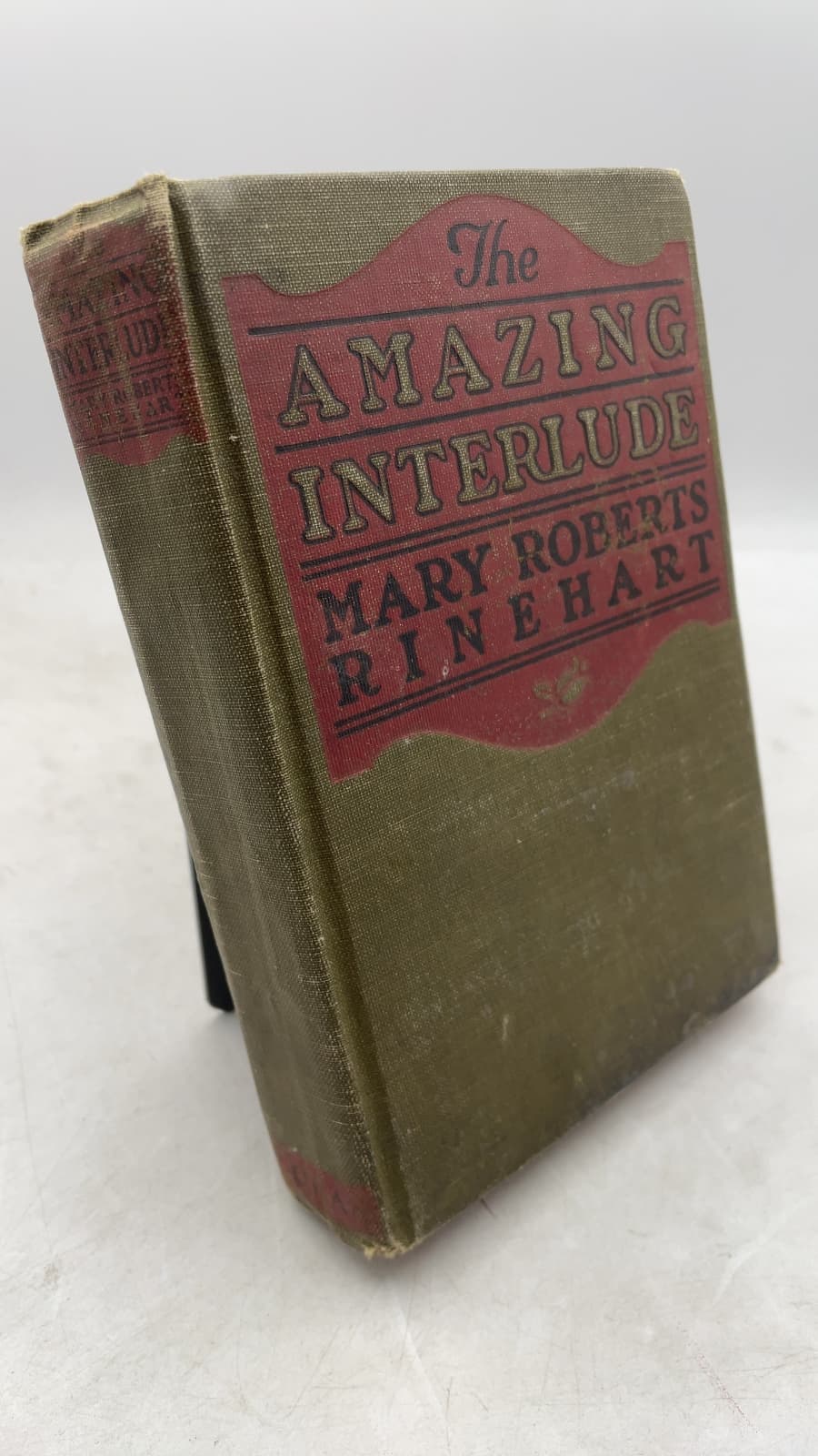 The Amazing Interlude by Mary Roberts Rinehart - front cover