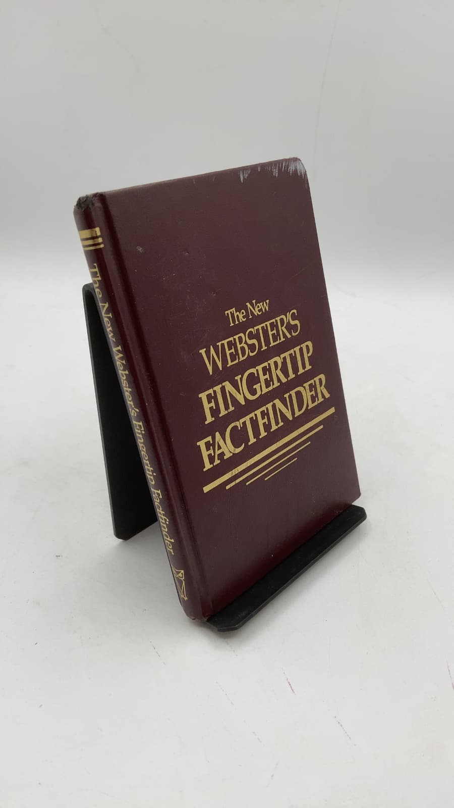 The New Webster's Fingertip Factfinder
