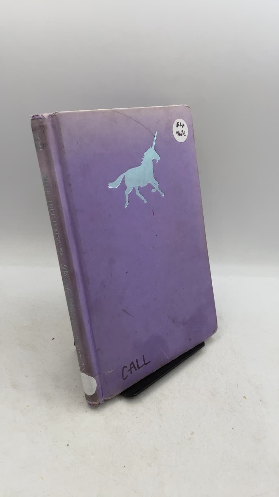 Blizzard of the Blue Moon by Mary Pope Osborne - front cover