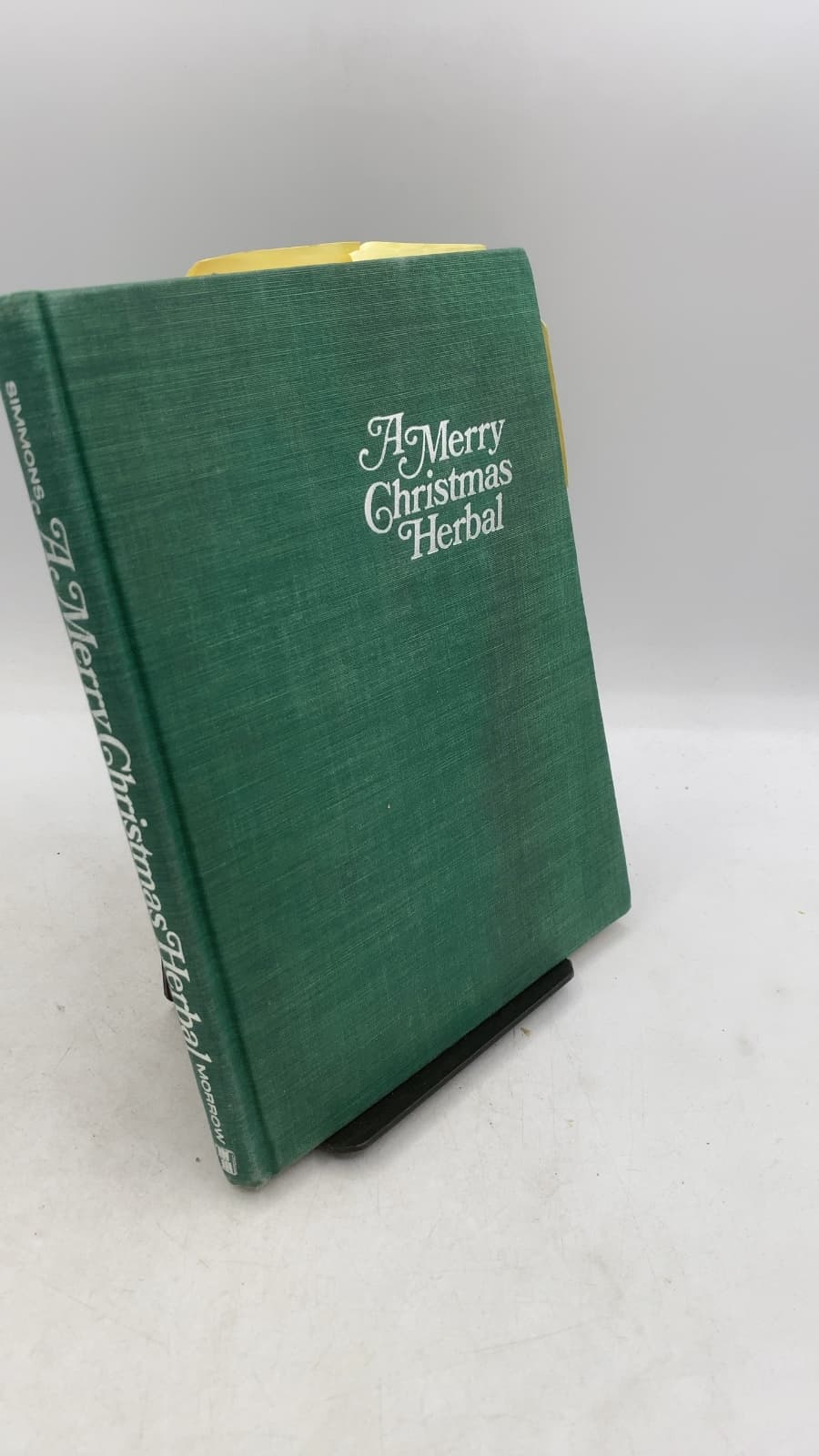 A Merry Christmas Herbal by Adelma Grenier Simmons - front cover