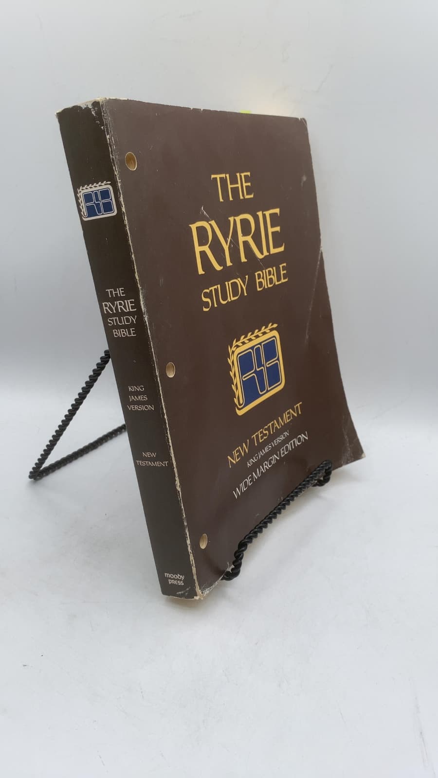 The Ryrie Study Bible: New Testament by Charles Caldwell Ryrie - front cover
