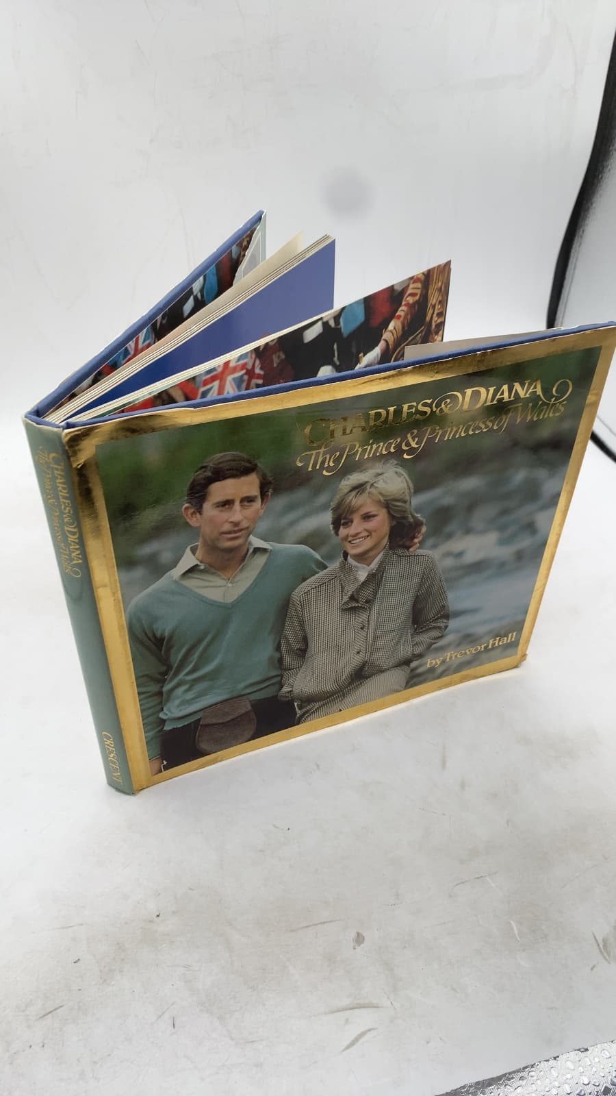 Charles & Diana: The Prince & Princess of Wales