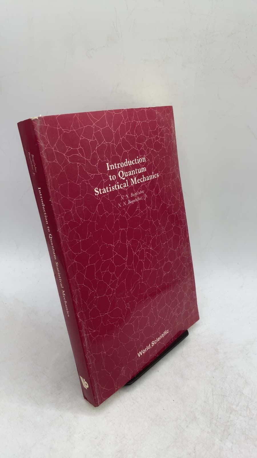 Introduction to Quantum Statistical Mechanics by N. N. Bogolubov, N. N. Bogolubov, Jr. - front cover