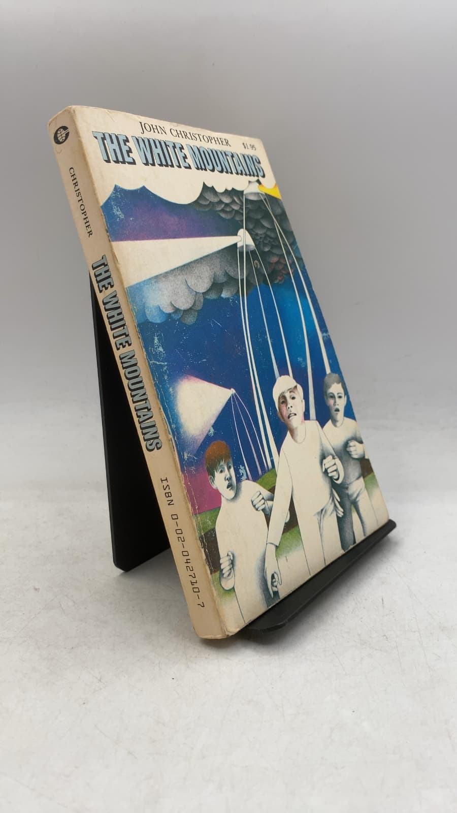 The White Mountains by John Christopher - front cover