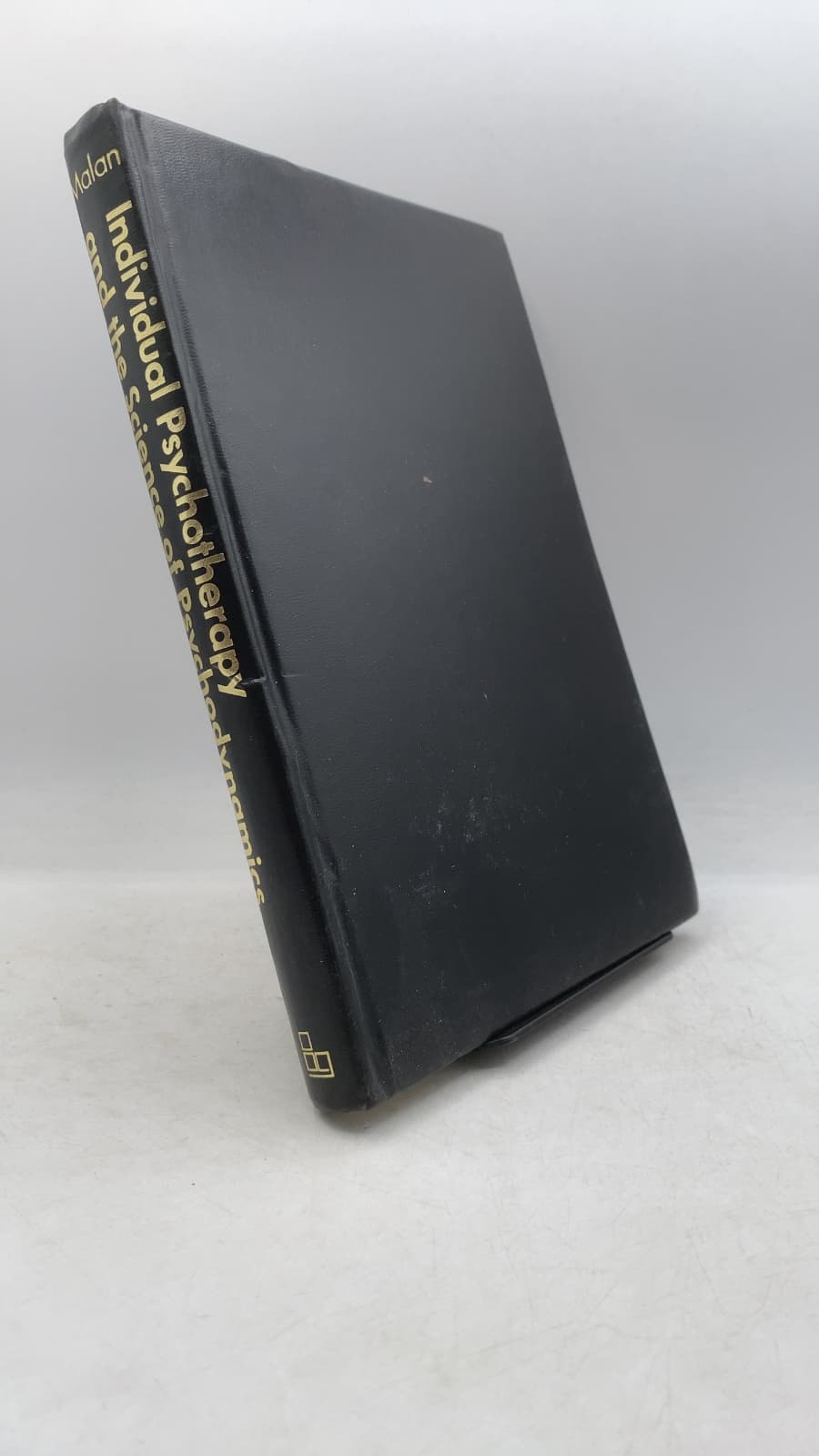 Individual Psychotherapy and the Science of Psychodynamics by David H. Malan, DM, FRCPsych - front cover