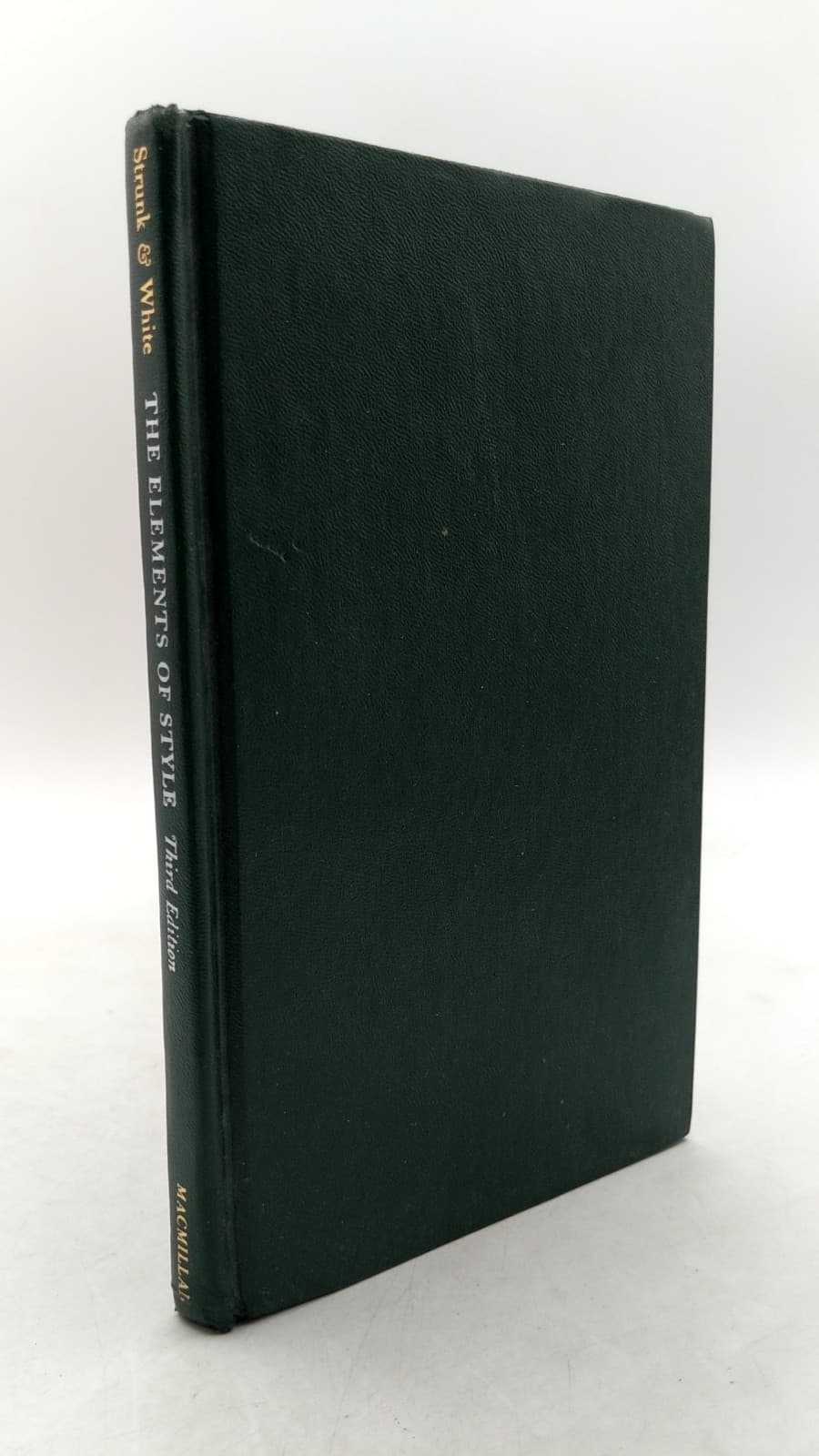 THE Elements OF Style by William Strunk Jr. and E. B. White - front cover