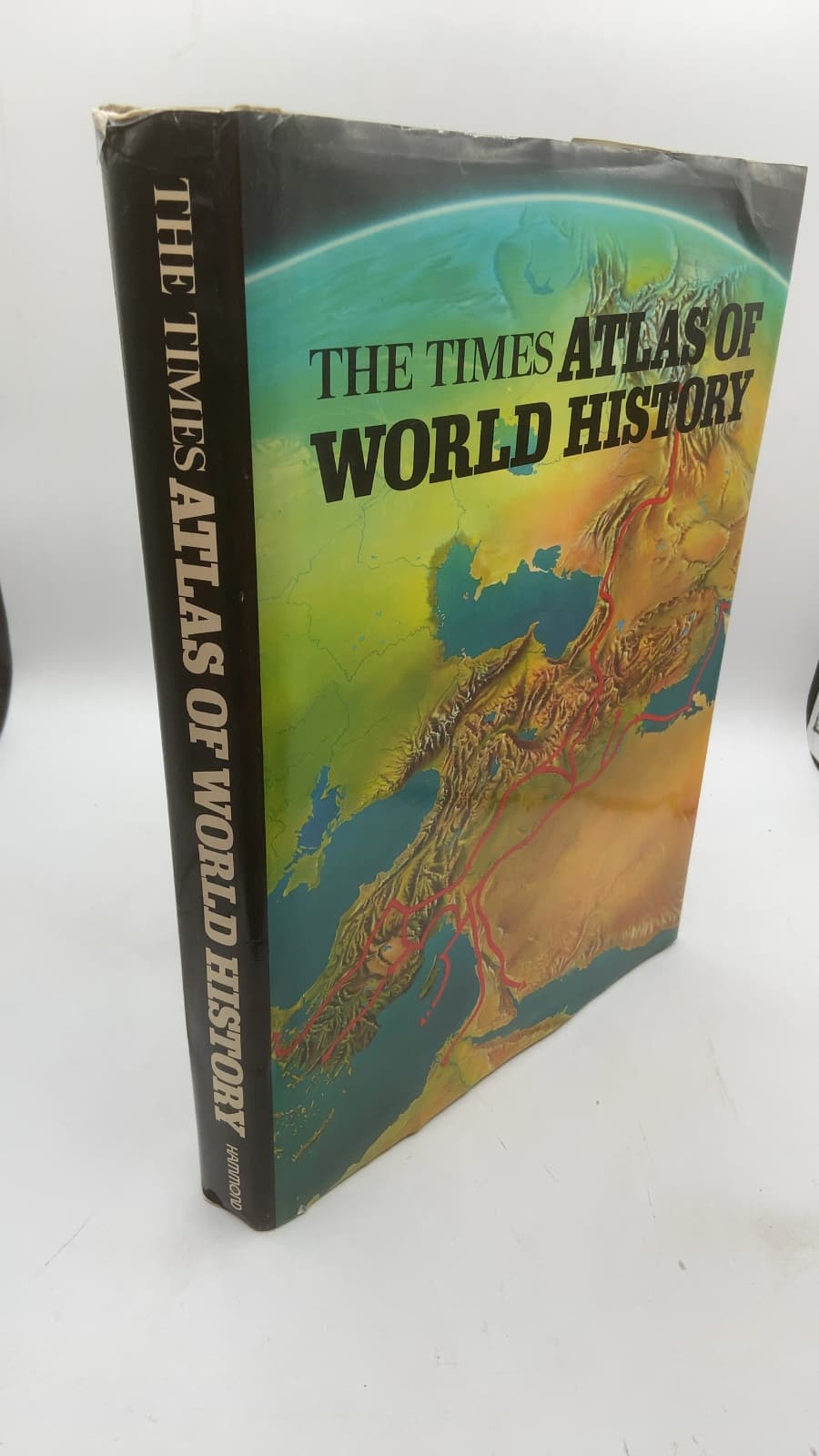 The Times Atlas of World History by Edited by Geoffrey Barraclough - front cover
